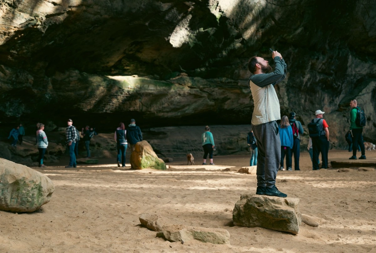 Best Time to Visit Hocking Hills: A Season-by-Season Guide